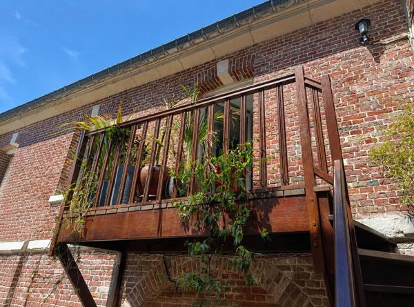 ? Nouveauté à découvrir ! Le charme du duplex en plein cœur d'Abbeville, à seulement 20 minutes de la Baie de Somme !