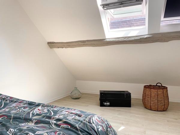 ? Nouveauté à découvrir ! Le charme du duplex en plein cœur d'Abbeville, à seulement 20 minutes de la Baie de Somme !