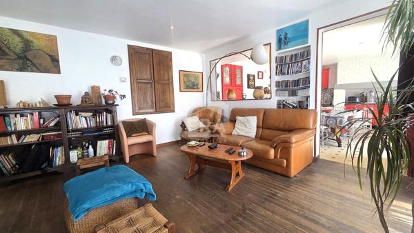 À vendre - Maison de charme au coeur du centre-ville de Vic