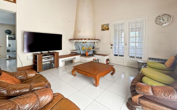 Maison à vendre    7 pièces •  Fontenilles