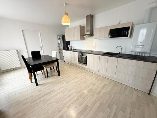 Appartement Courdimanche 4 pièce(s) 72 m2 €299 000 ** - Référence 2286