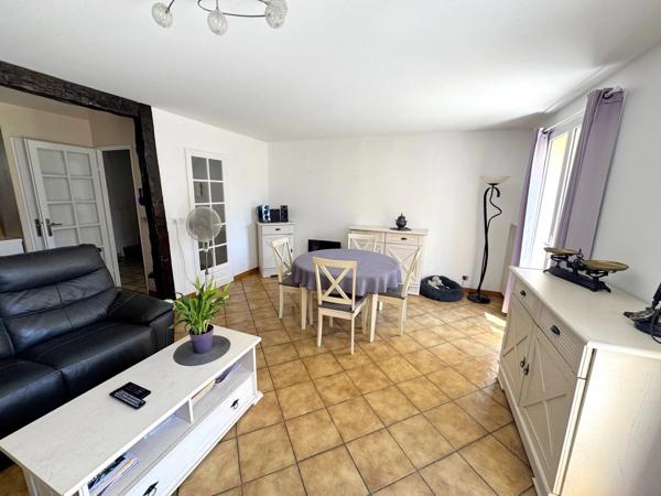 Vente                                                      Maison
                        
                     4 pièces                      72 m2                     à Combs-la-Ville