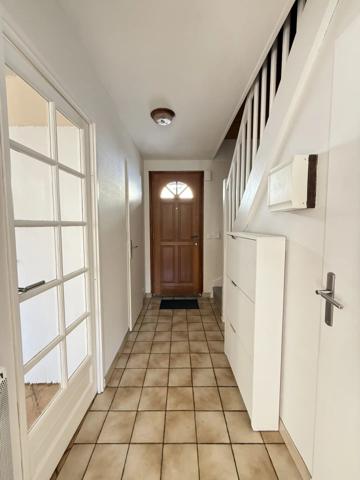 Vente                                                      Maison
                        
                     4 pièces                      72 m2                     à Combs-la-Ville