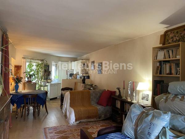 Appartement 3 pièces - 70m2 - Paris 18