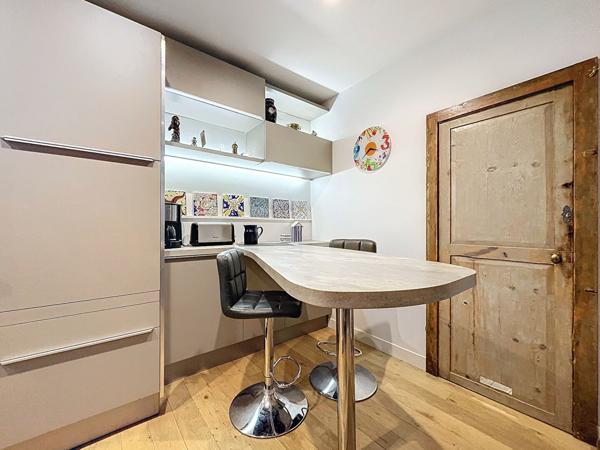 Appartement 1 pièce 39.88 m2