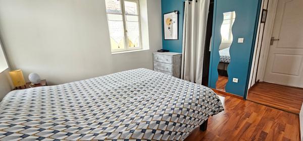 MAISON ANCIENNE CENTRE VILLE DE VIARMES