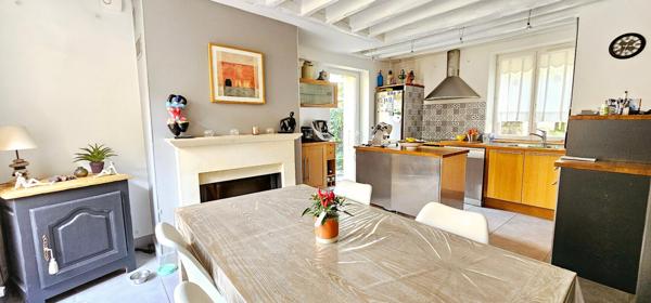 MAISON ANCIENNE CENTRE VILLE DE VIARMES