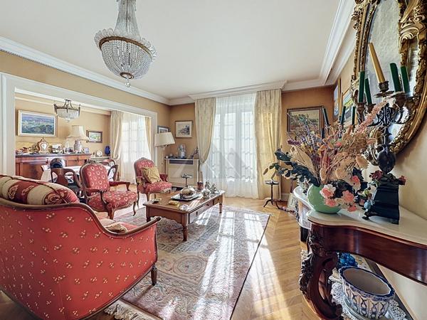 APPARTEMENT A VENDRE T5 4 CHAMBRES ASCENSEUR BREST TRIANGLE D’OR