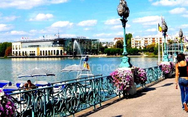 A vendre-Bel appartement F4 DE 79M2- Centre ville d'ENGHIEN LES BAINS (95)