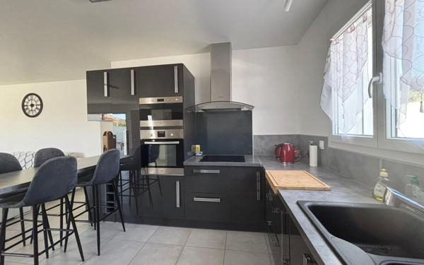 Maison à vendre    4 pièces •  Narbonne