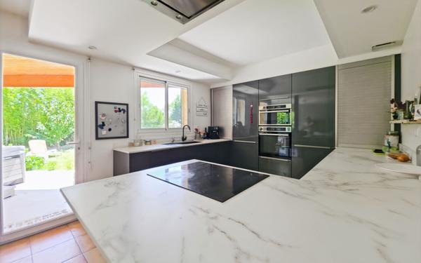 Maison à vendre    5 pièces • 160 m2 Escalquens