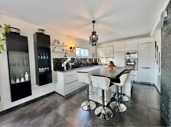 Maison 5 pièce(s) 3 chambre(s) 98 m²