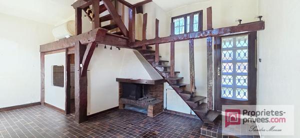 Maison de charme avec terrasse et beau potentiel