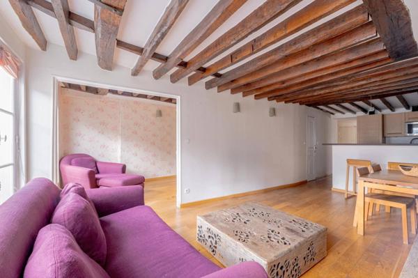 Bijoux vue sur les toits du 6e. 4 pièces, Balcon, 2 SDE, 2 WC