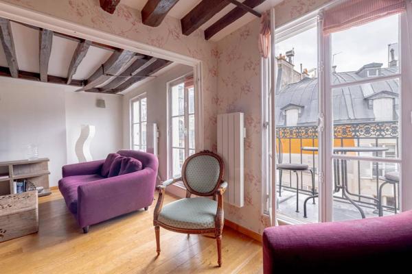 Bijoux vue sur les toits du 6e. 4 pièces, Balcon, 2 SDE, 2 WC