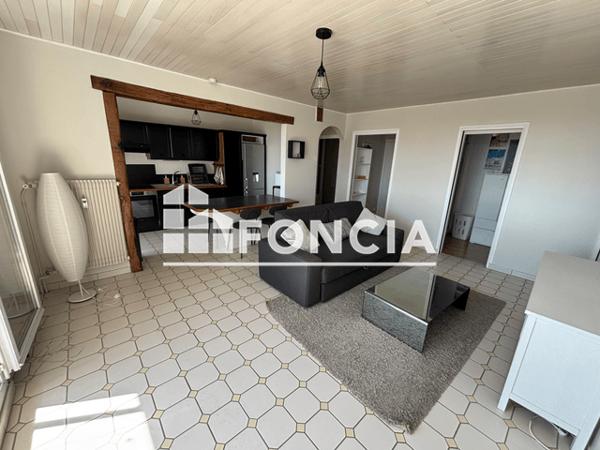 Location Appartement meublé 3 pièces 68.6 m² - Reims 51100