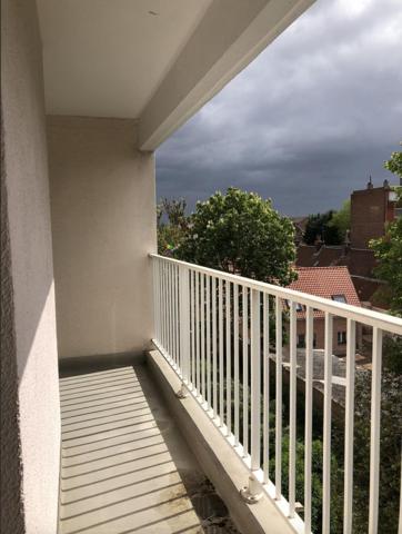 Vente
                Appartement66 m² - 3 Pièces -
                    RONCHIN (59790)