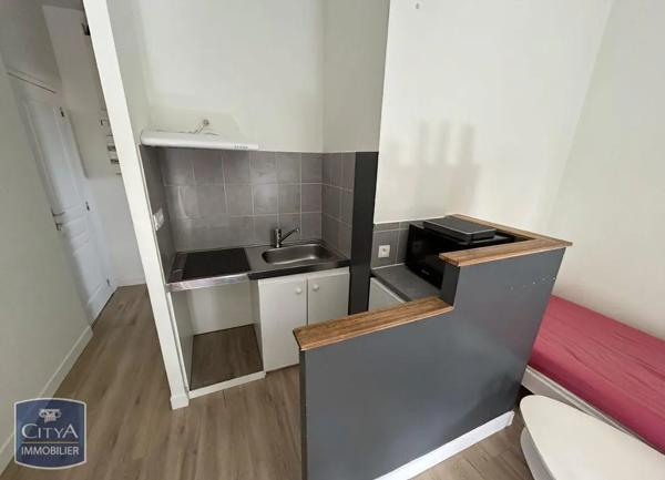 Appartement à louer 1 pièce 19.59m² Cholet (49300)