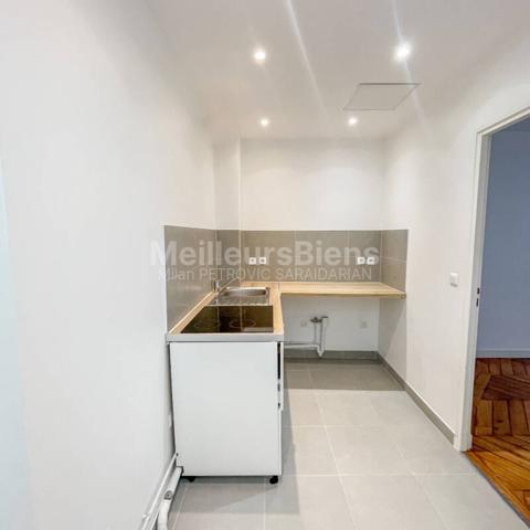 Paris 2ème - À LOUER - 2 pièces rénové de 37,31 m²