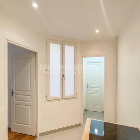 Paris 2ème - À LOUER - 2 pièces rénové de 37,31 m²