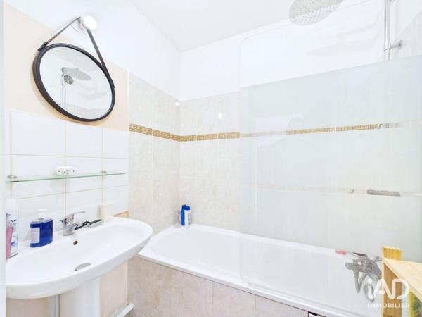 Location appartement 4 pièces 83 m² Noisy-le-Sec