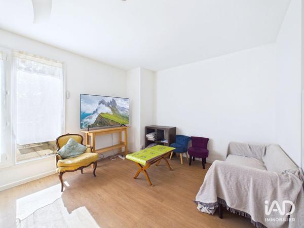 Location appartement 4 pièces 83 m² Noisy-le-Sec