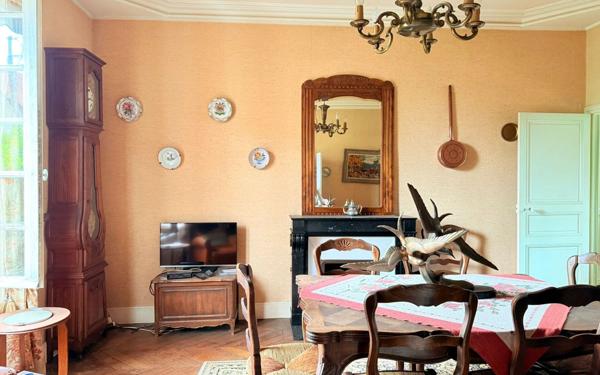 Maison à vendre    8 pièces •  Provins