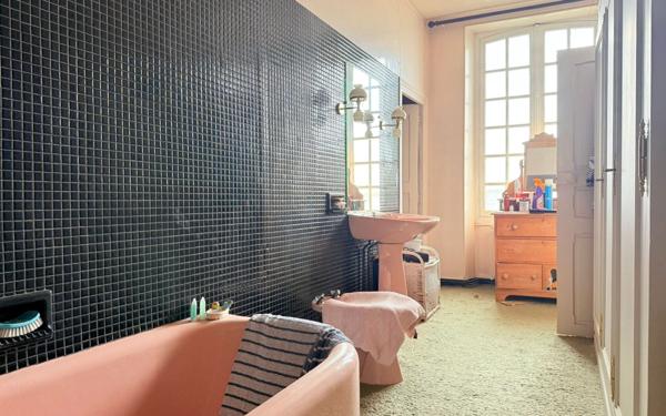 Maison à vendre    8 pièces •  Provins