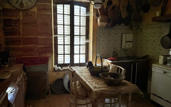 Maison à vendre    8 pièces •  Provins