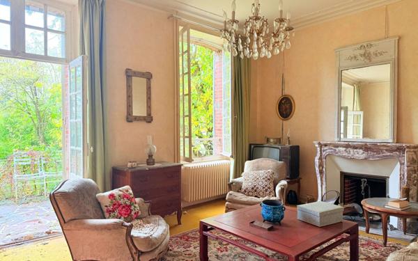 Maison à vendre    8 pièces •  Provins