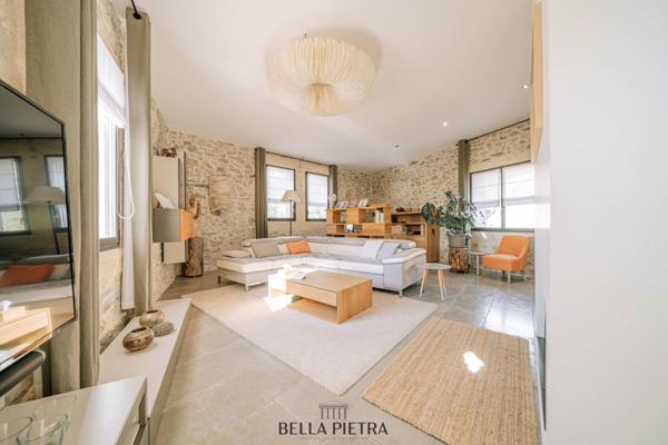 Castries (34160) Ancien moulin à eau du XIXe siècle de 360 m2 – Domaine rénové avec gîtes classés – 1,1 ha – Proche Montpellie