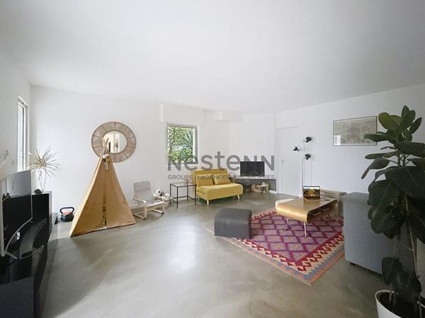 Magnifique Villa T5 de 170 m2 sur un terrain de 1 000m2 - Au calme absolu - Secteur Camoins 13011