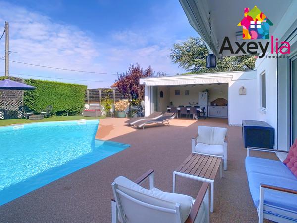 Roanne (42300) A VENDRE- ROANNE- MAISON D'ARCHITECTE SUR TERRAIN AVEC PISCINE