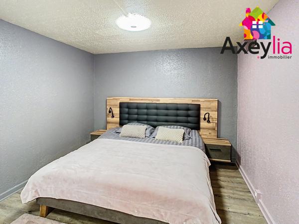 Roanne (42300) A VENDRE- ROANNE- MAISON D'ARCHITECTE SUR TERRAIN AVEC PISCINE