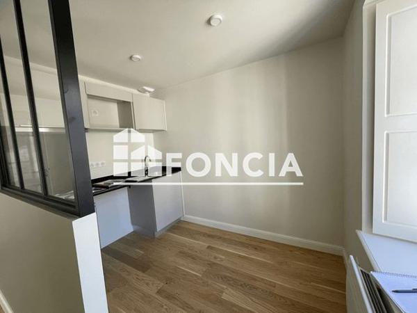 Location Studio 25.99 m² - 7 rue Général Lecourbe Besançon 25000