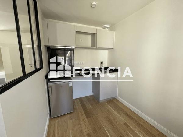 Location Studio 25.99 m² - 7 rue Général Lecourbe Besançon 25000