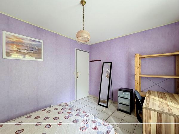 Maison
         4 pièces
        - 90 m² Exclusivité 285 000 € *