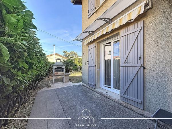 Maison
         4 pièces
        - 90 m² Exclusivité 285 000 € *