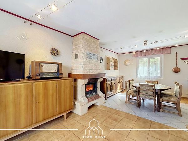 Maison
         4 pièces
        - 90 m² Exclusivité 285 000 € *