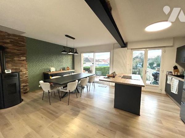 En exclusivité chez Notaires Flandres Littoral !
Maison semi individuelle sur une parcelle de ...