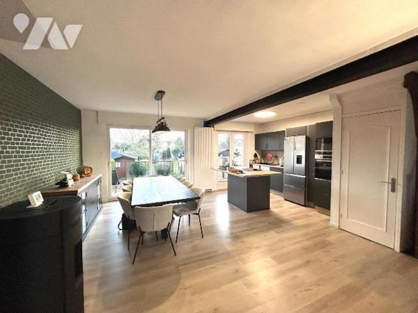 En exclusivité chez Notaires Flandres Littoral !
Maison semi individuelle sur une parcelle de ...