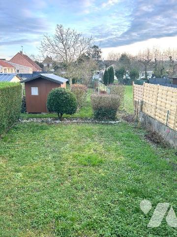 En exclusivité chez Notaires Flandres Littoral !
Maison semi individuelle sur une parcelle de ...