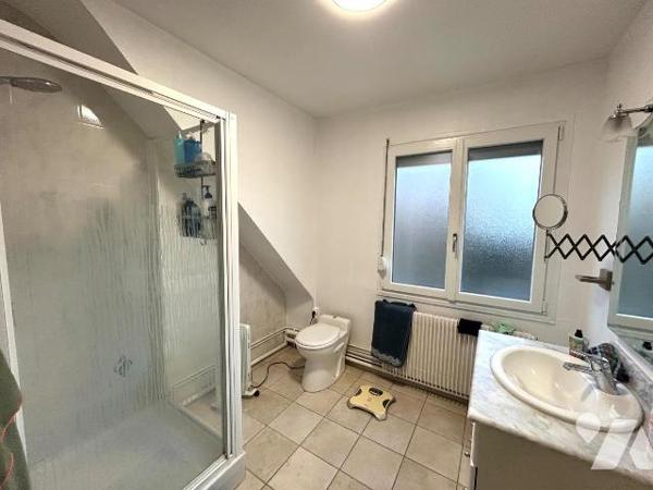 En exclusivité chez Notaires Flandres Littoral !
Maison semi individuelle sur une parcelle de ...