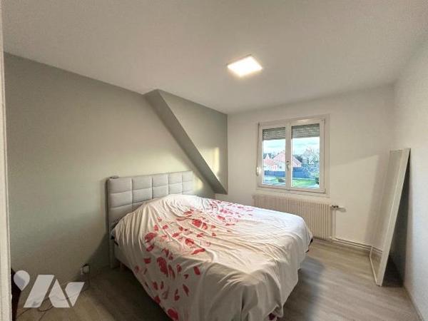 En exclusivité chez Notaires Flandres Littoral !
Maison semi individuelle sur une parcelle de ...