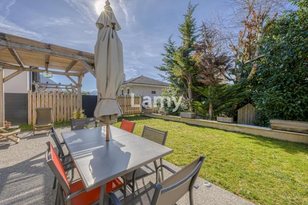 Maison jumelée à 300 mètres du lac