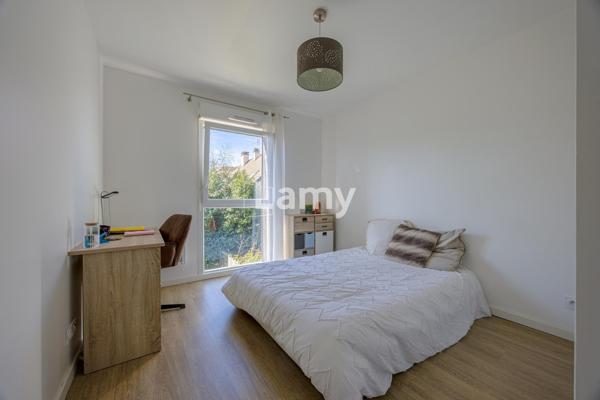 Maison jumelée à 300 mètres du lac