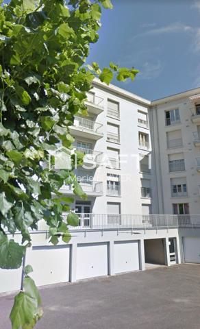 GRAY, Centre ville, vue Saône, F5 rénové,113m²