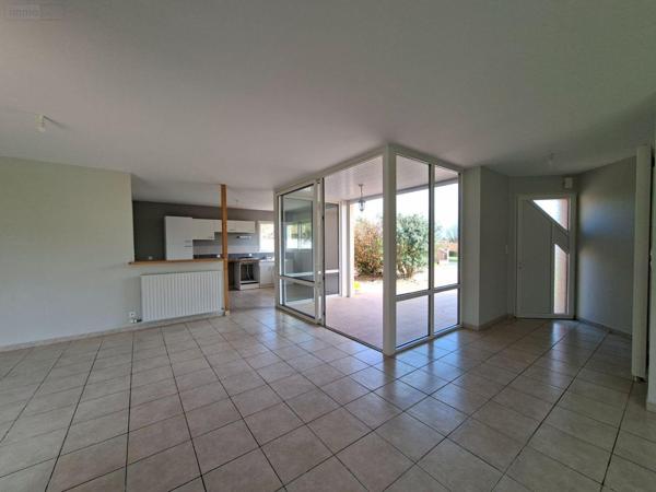 Maison à vendre à Mauléon dans les Deux-Sèvres (79700), ref : AGM 81*