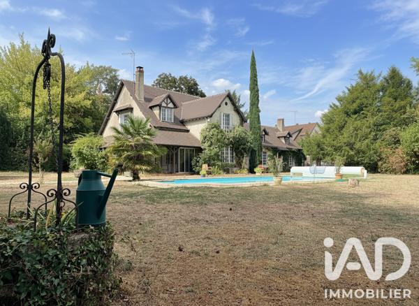 Maison à vendre 9 pièces 240 m² Montgivray