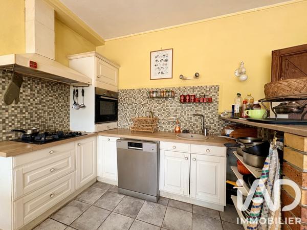 Maison à vendre 9 pièces 240 m² Montgivray